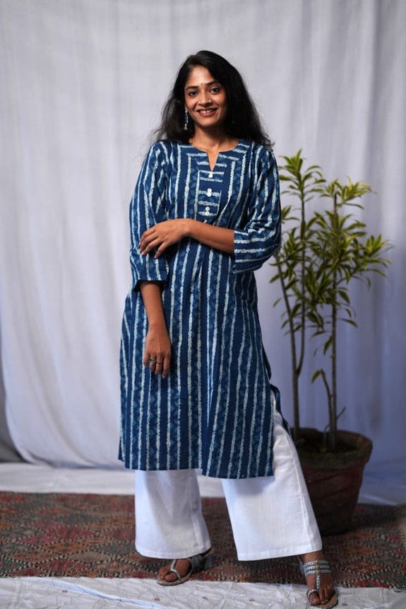 Rivaaj Ethnic Bhumi Kurta (Size M) | Indigo Dabu Handblock Print Cotton | Office & Casual Wear | Straight Fit Split V-Neck