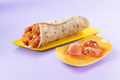 Chipotle Veg Fingers Wrap + Pizza Puff (Pack of 2) Chipotle Veg Fingers Wrap + Pizza Puff (Pack of 2)