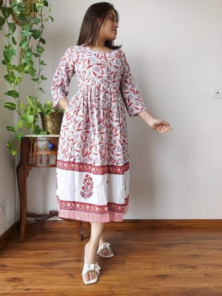 Graceful Blockprinted Cotton White Long Dress-36(S)