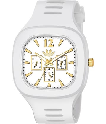 Hala Miller-White-Chrono Silicon Analog Men's Watch