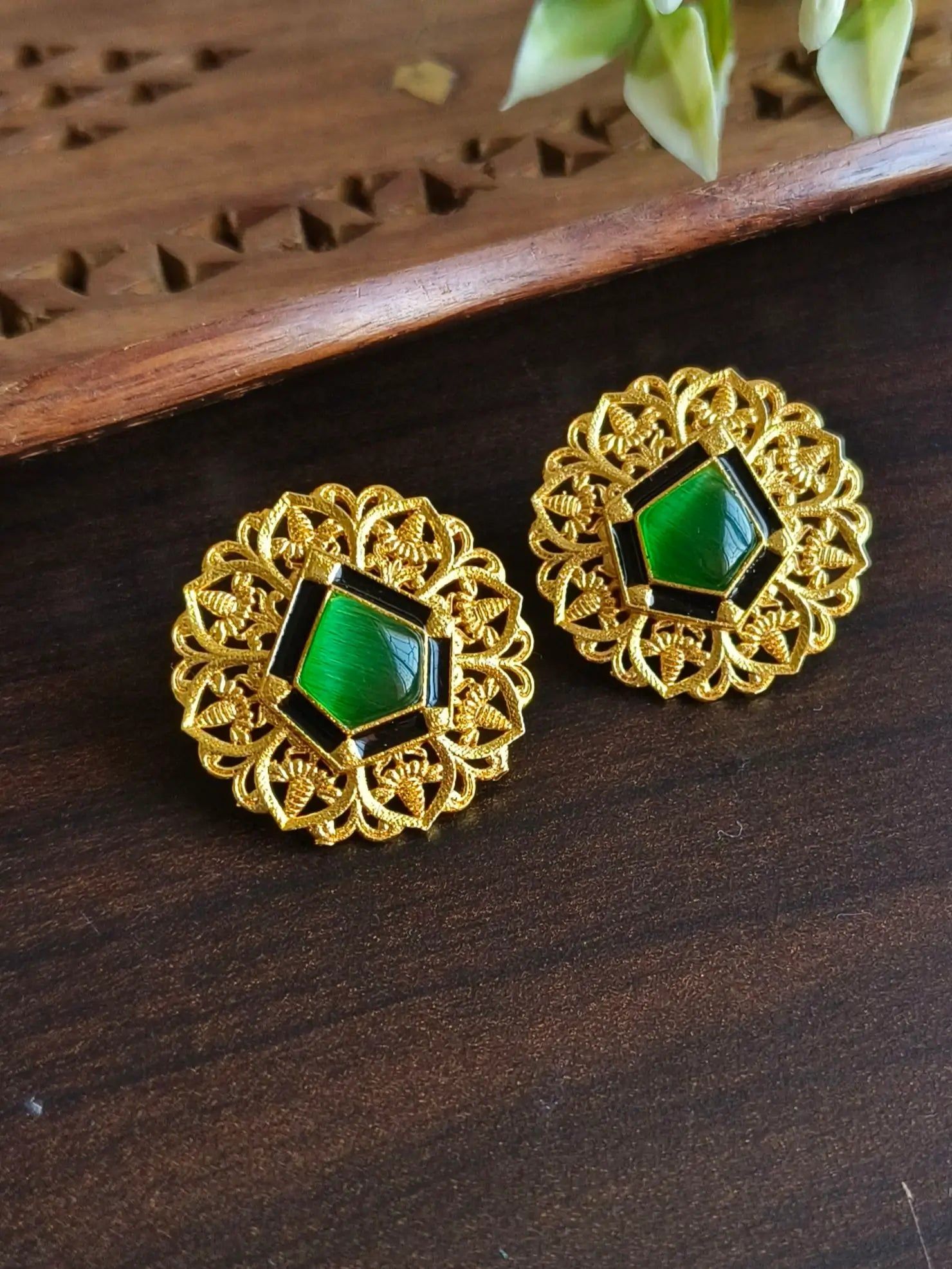 Enamel Hand-Painted Monalisa Golden Stud Earrings | Sarichka-Mint Green+Black