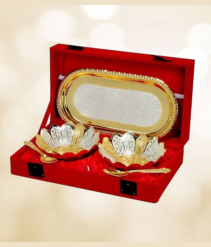 Urban hemlet Exclusively Designed Lotus Shaped German Silver Plated Gift Bowl for Kitchen Serving - Set of 5 pieces