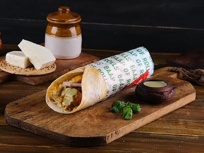 Achari Paneer Roll