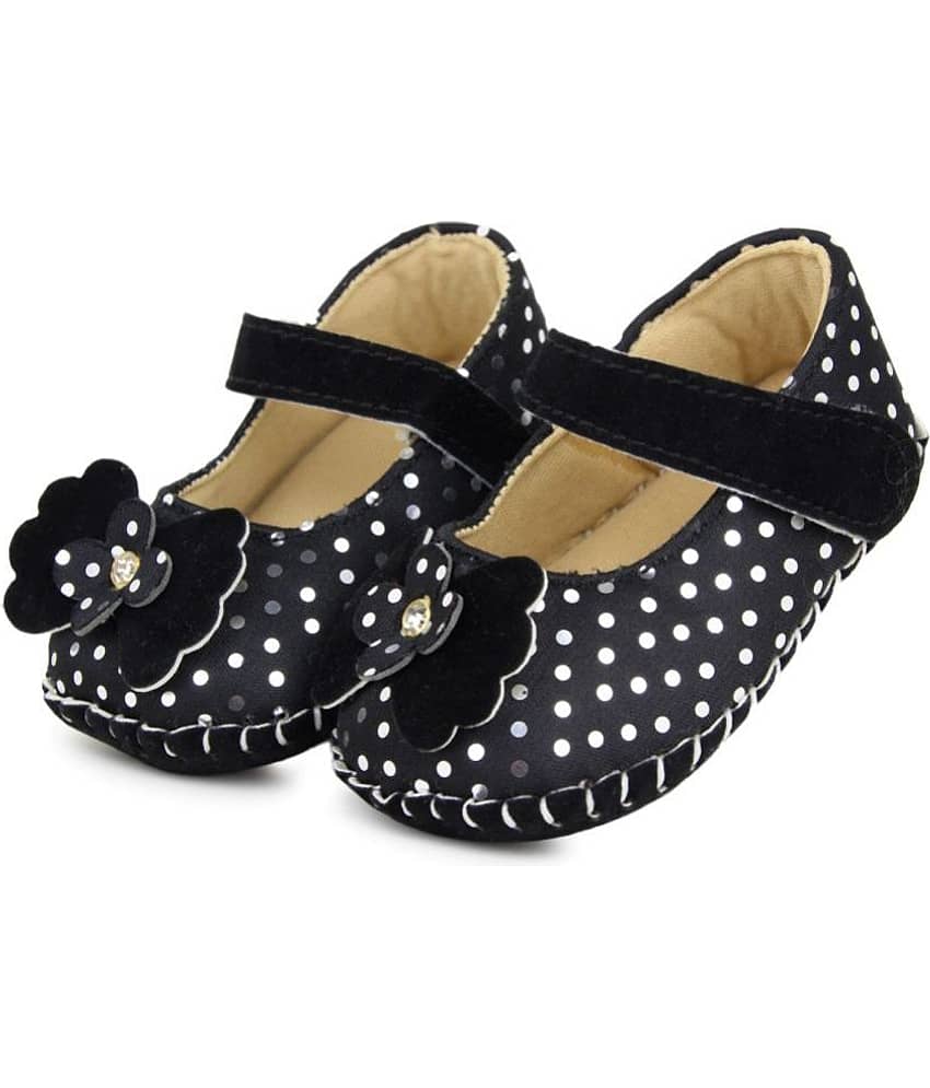 Neska Moda 6 To 12 Months Baby Girls Synthetic Leather Party Wear Polka Dot Baby Sandal Booties (Black )