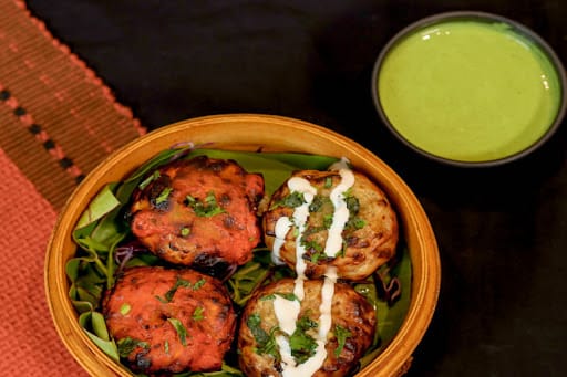 Tandoori Veg Momos(6 PCS)