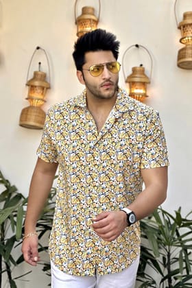 Yellow Half Sleeve Floral Rayon Shirt - S