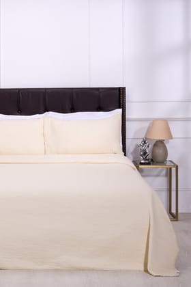 Fine Cotton Quilted Ivory Bedcover-Double: 90 x 108 in / Ivory Gold / Gold