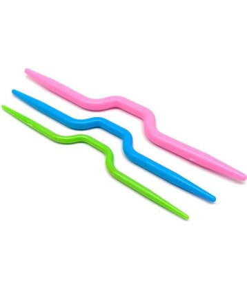 PRANSUNITA Bent Cable Stitch Knitting Crochet Hook Crooked Needle Twist Hand Knit Knitting ABS Plastic Needles- Mixed Color- Length 90-108mm - Pack of 3 pcs