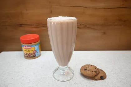 Chocolate Peanut Butter Shake