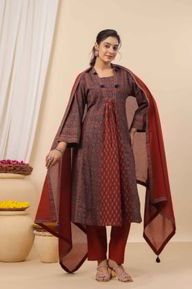 Kilf Meher Madder Red Kurta Pant And Dupatta Set-M / Maroon / Maroon