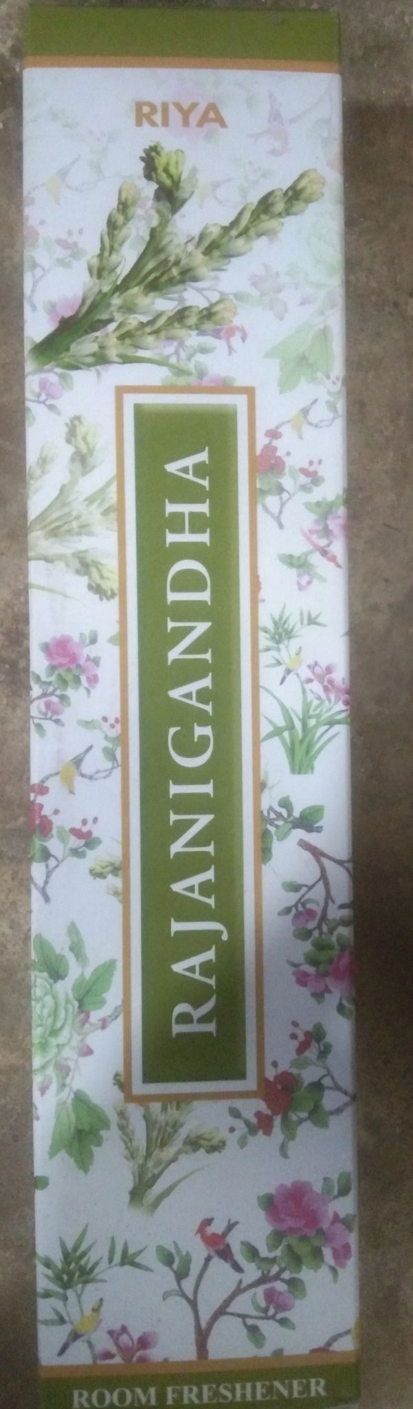 Rajni gandha room freshner