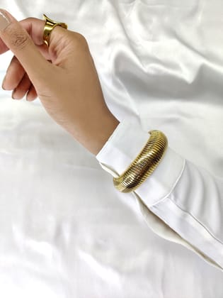 Single Band Bracelet-Gold
