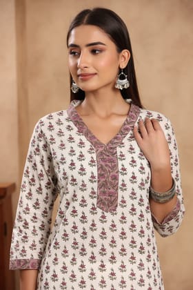 Rozana Jia Booti Stright Cotton Kurta-S / Purple / Purple