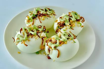 Crunchy Protein Egg Bhejo