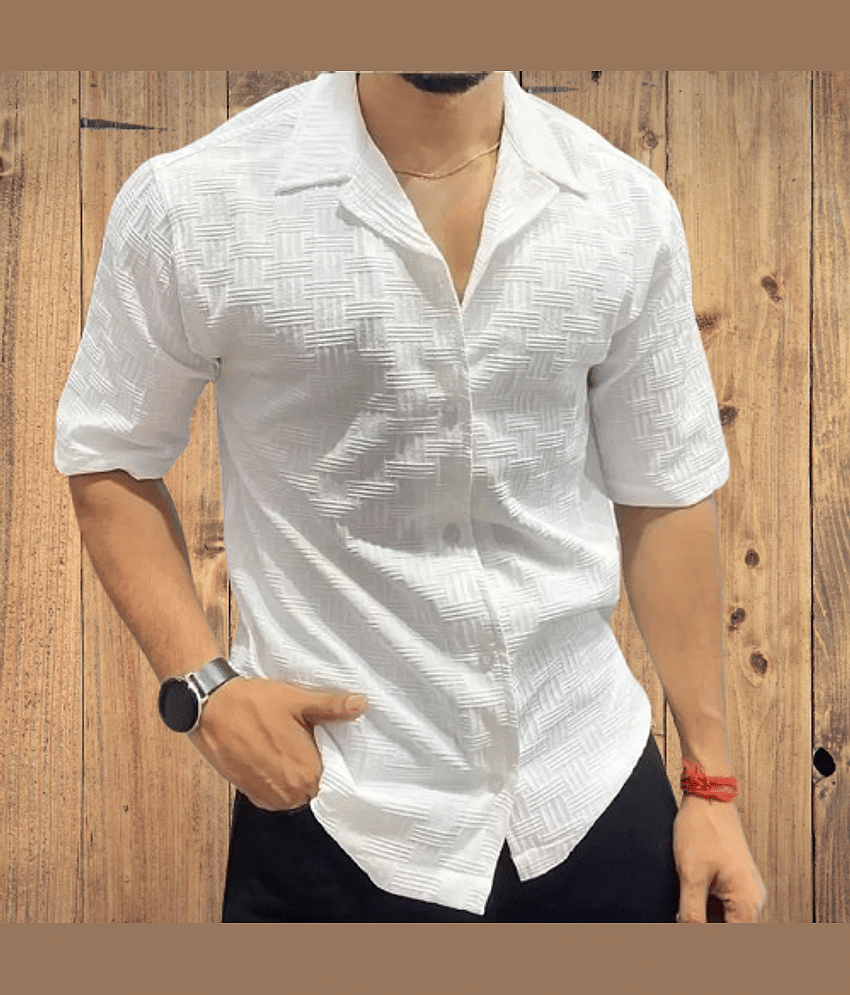 DEARISE Cotton Blend Regular Fit Self Design Half Sleeves Men's Casual Shirt - White ( Pack of 1 )