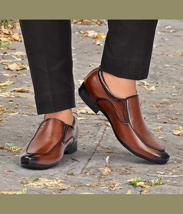 FOGGY Brown Men's Slip On Formal Shoes