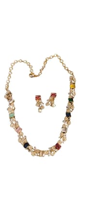 Elegant Stones Necklaces with Matching Ear Rings