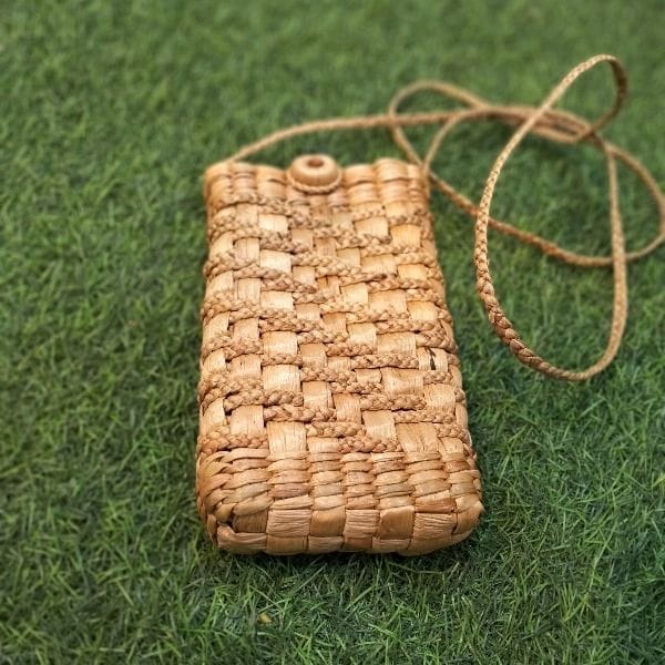 Water Hyacinth Sling Mobile Holder