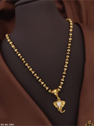 Glorious Design Ganesh Face Pendant With Mala ML-065