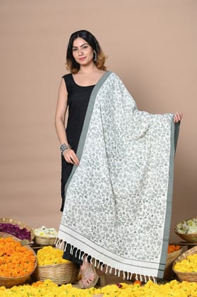Rajsi~Handloom Pure Cotton Duppata With Beautiful Print and Designer Tassels ~ Grey