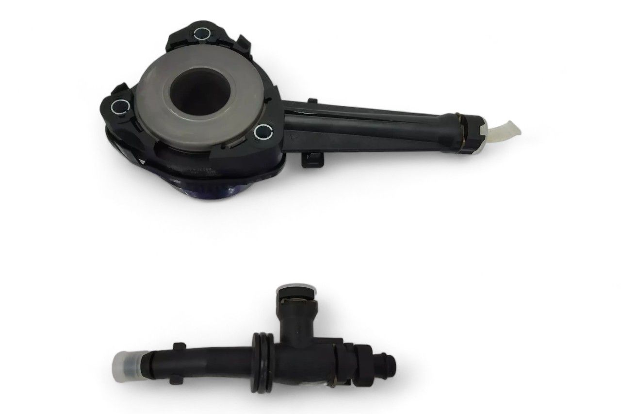 Mahindra Clutch Slave Cylinder AV161686