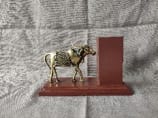 COW PEN STAND