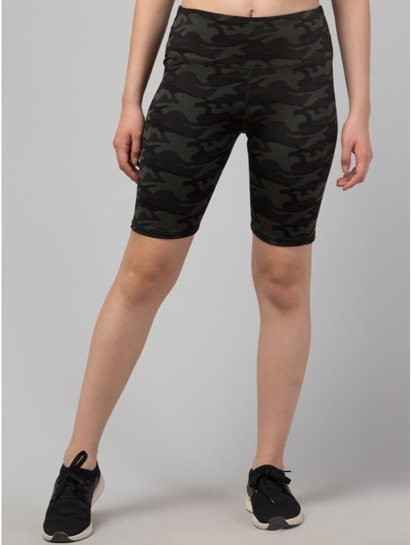 Womens Polyester Spandex Printed Above Knee High Rise Slip On Shorts Size M (Black)