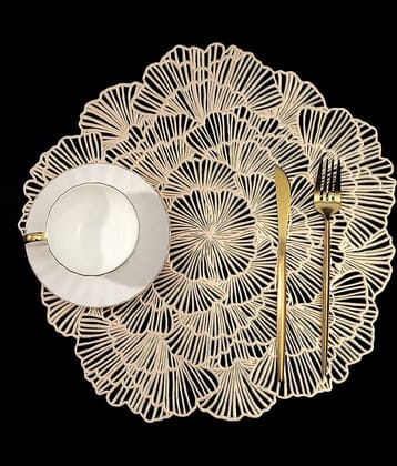 PVC Geometric Round Table Mats (38 cm x 38 cm) Pack of 2 - Gold