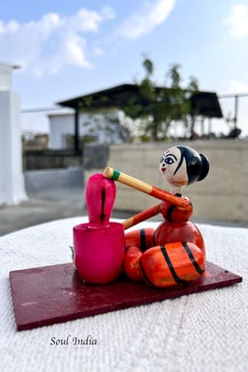 Handcrafted GI TAGGED Channapatna Wooden Village Lady
