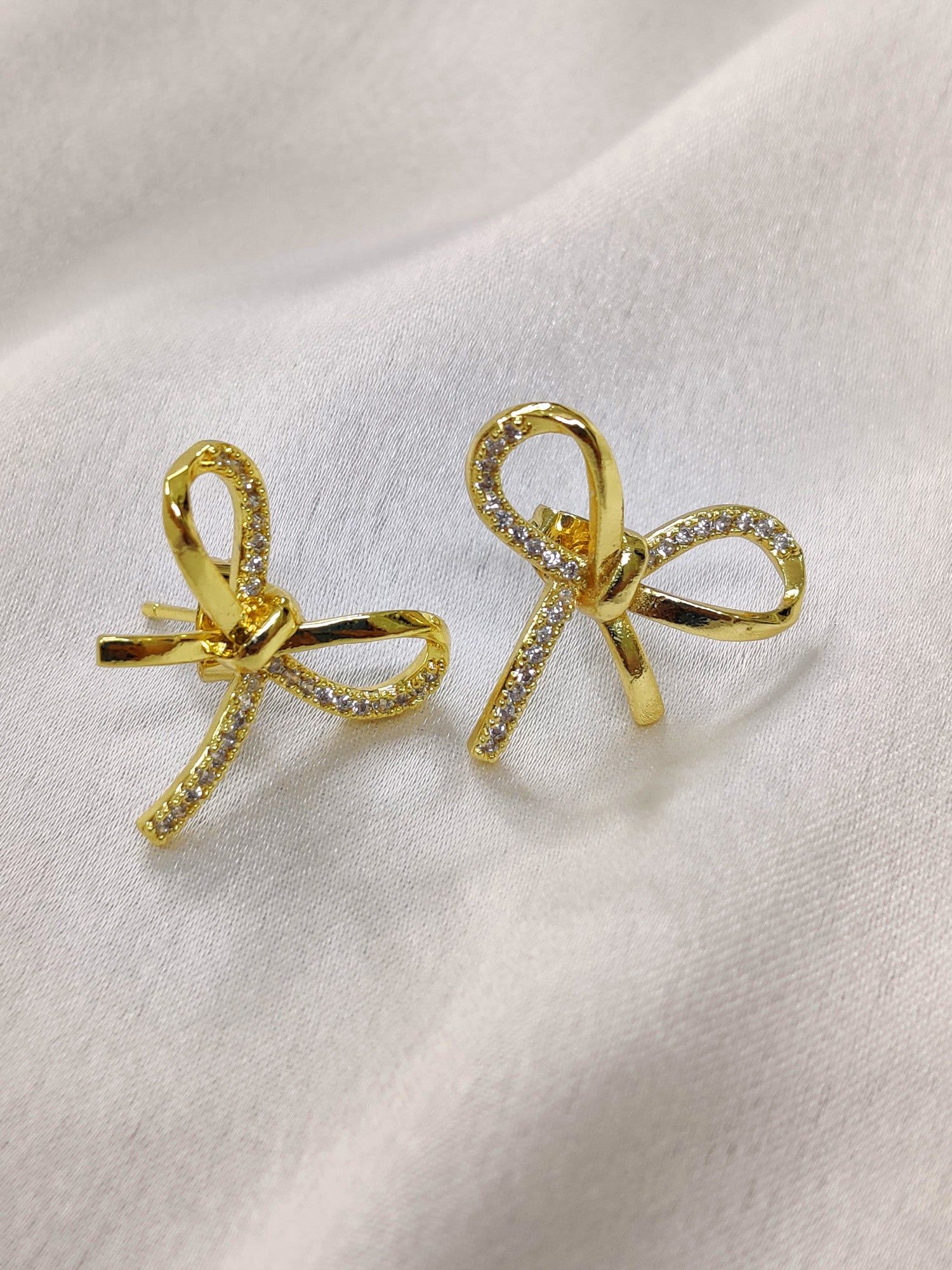 Thin Bow Earrings