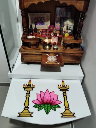 Handamade Kalash Rangoli