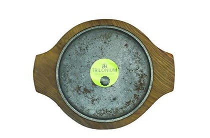 Trilonium Cast Iron Round Sizzler Plate with Wooden Base (7 Inches)