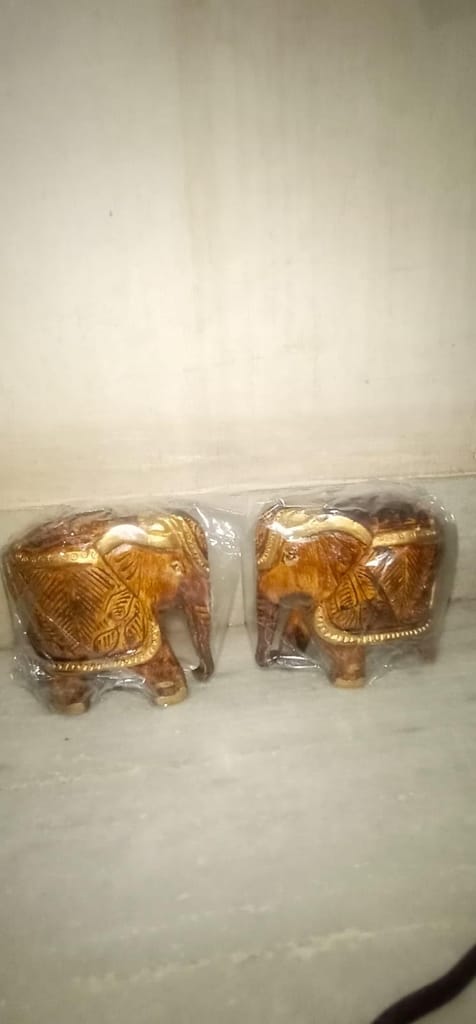 Home Decor Wooden Elephant Showpieces as Thoughtful Gifts, Antique, Feng Shui, and Lord Ganesha-Inspired Elephant Design Set of 2.