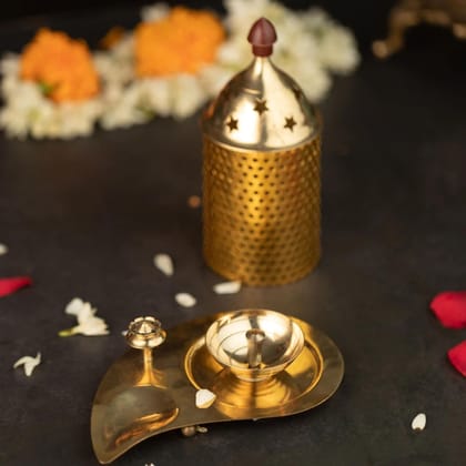 Brass Table Decor Oil Lamp, Deepak - Antique Finish Deepak for Temple D�cor, Height : 4.5 Inch (ZMAS543 A) Brass Table Decor Oil Lamp, Deepak - Antique Finish Deepak for Temple D�cor, Height : 4.5 Inch (ZMAS543 A)