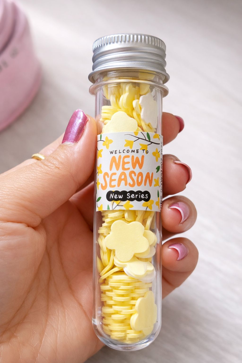 Yellow Pink Portable Hand Washing Bath Flower Shape Paper Soap Strips In Test Tube Bottle