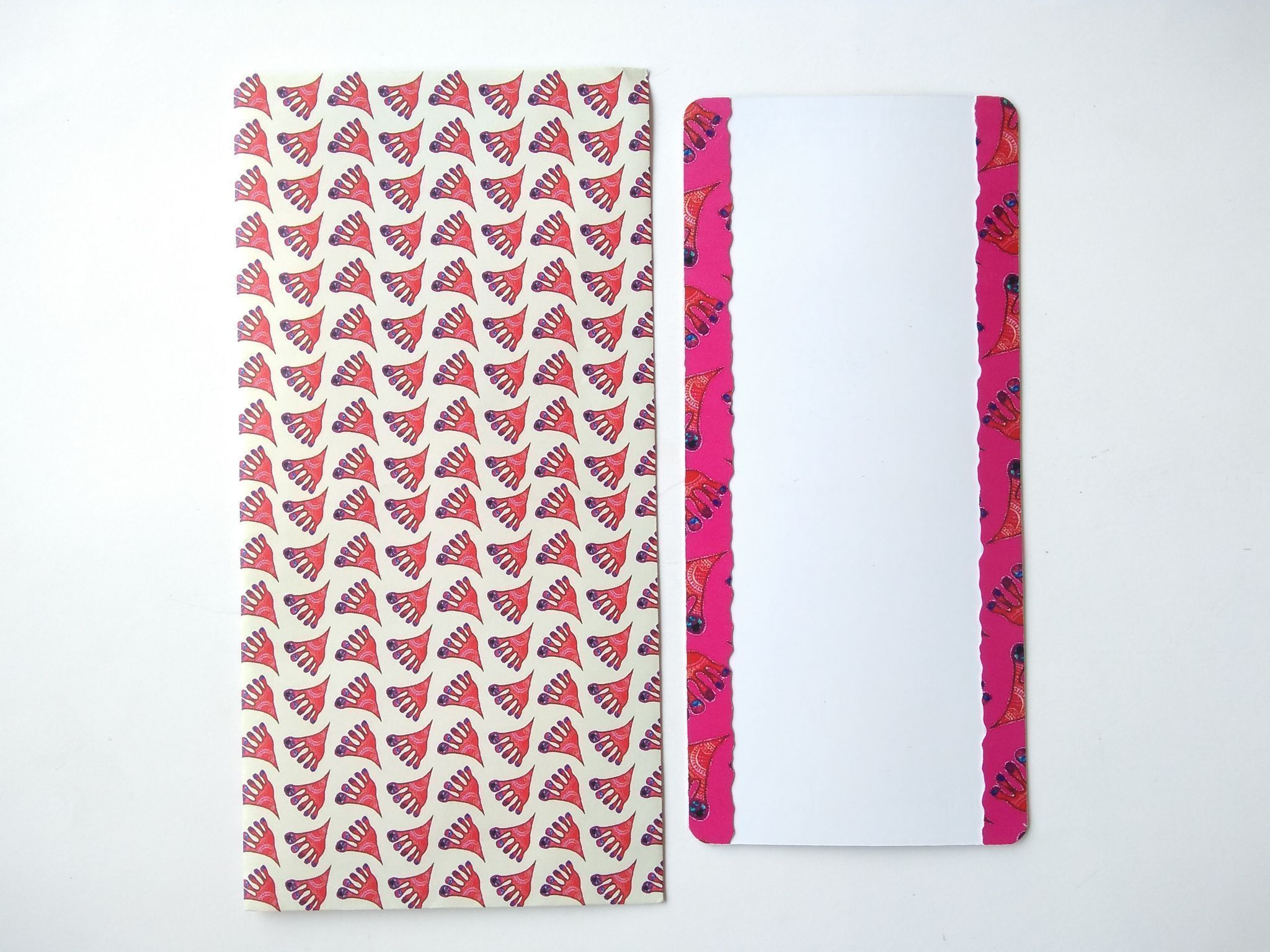 Lakshmi Padam Gift Envelopes and Card - white