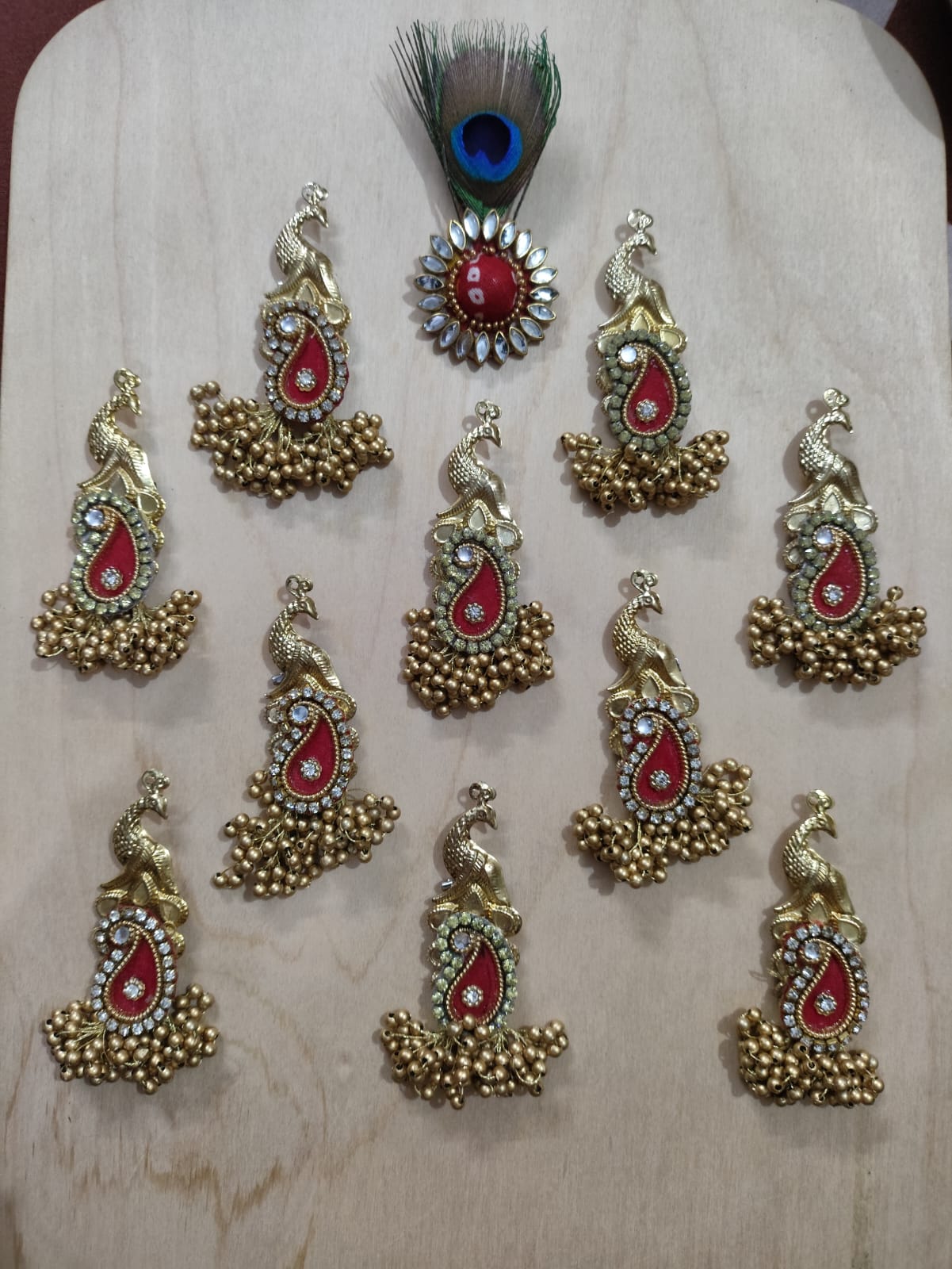 Regal Wedding Brooch Collection