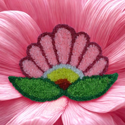 Woolen Rangoli Mat [24X19cm]