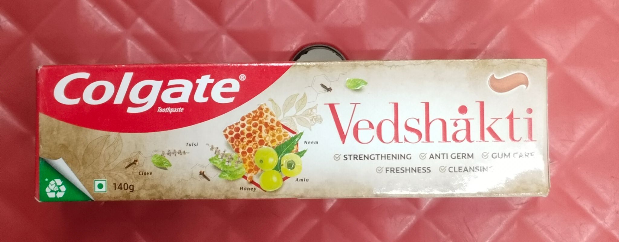 Colgate vedshakti toothpaste paste 