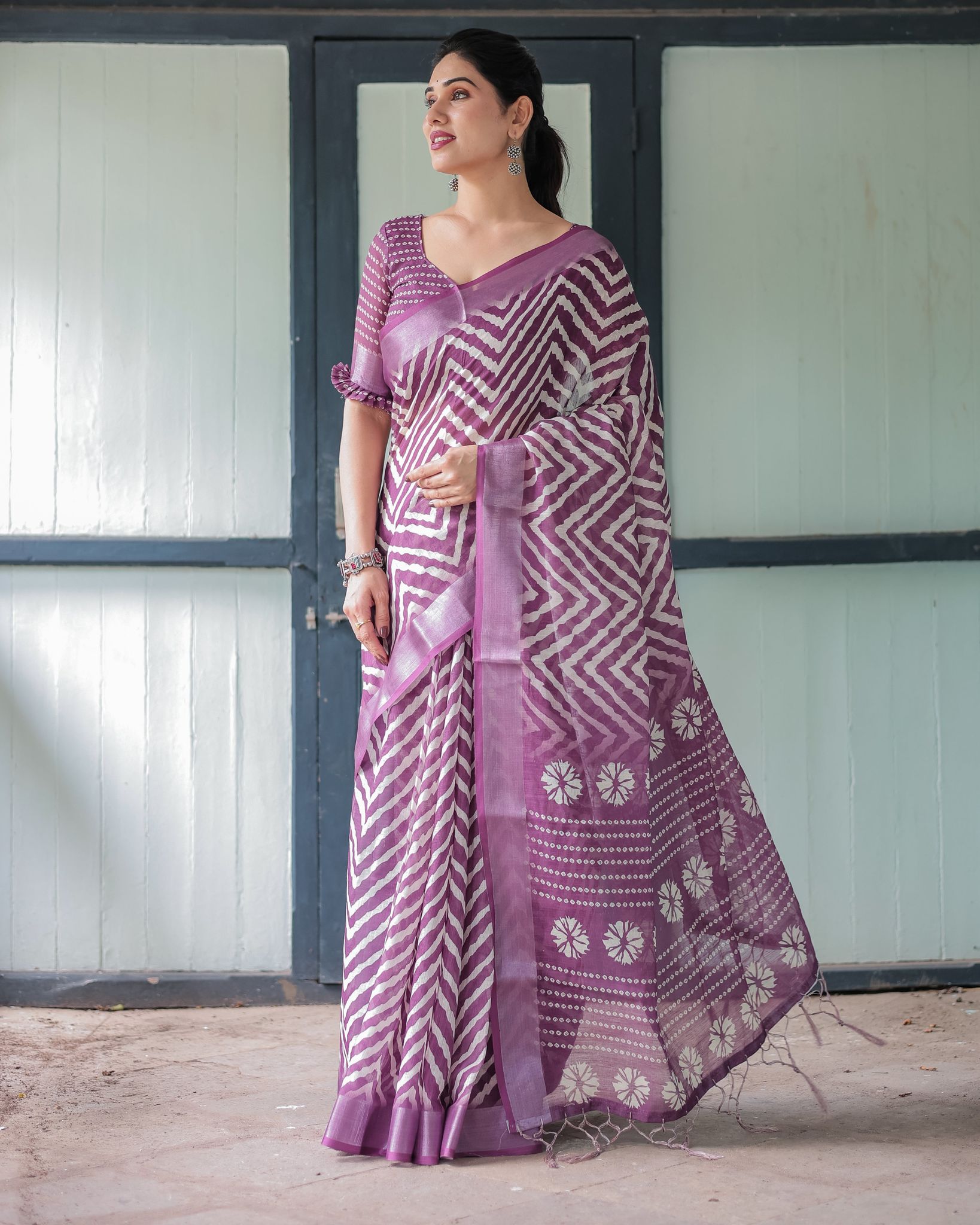 Purple and White Zigzag Patterned Pure Cotton Linen Saree with Blouse and Tassel Edges-Regular