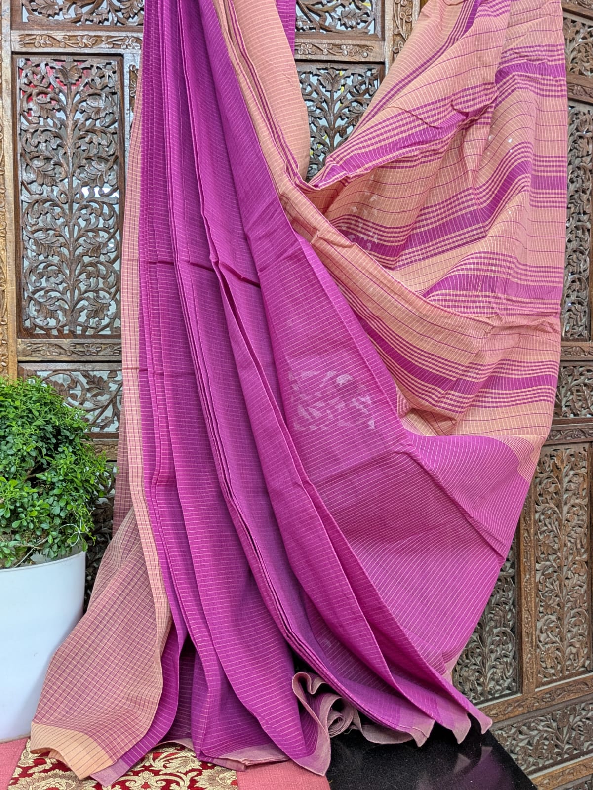 Pure fine cotton sarees woven in Peteru