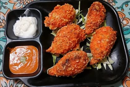 Veg Kurkure Momos [8 Pieces]