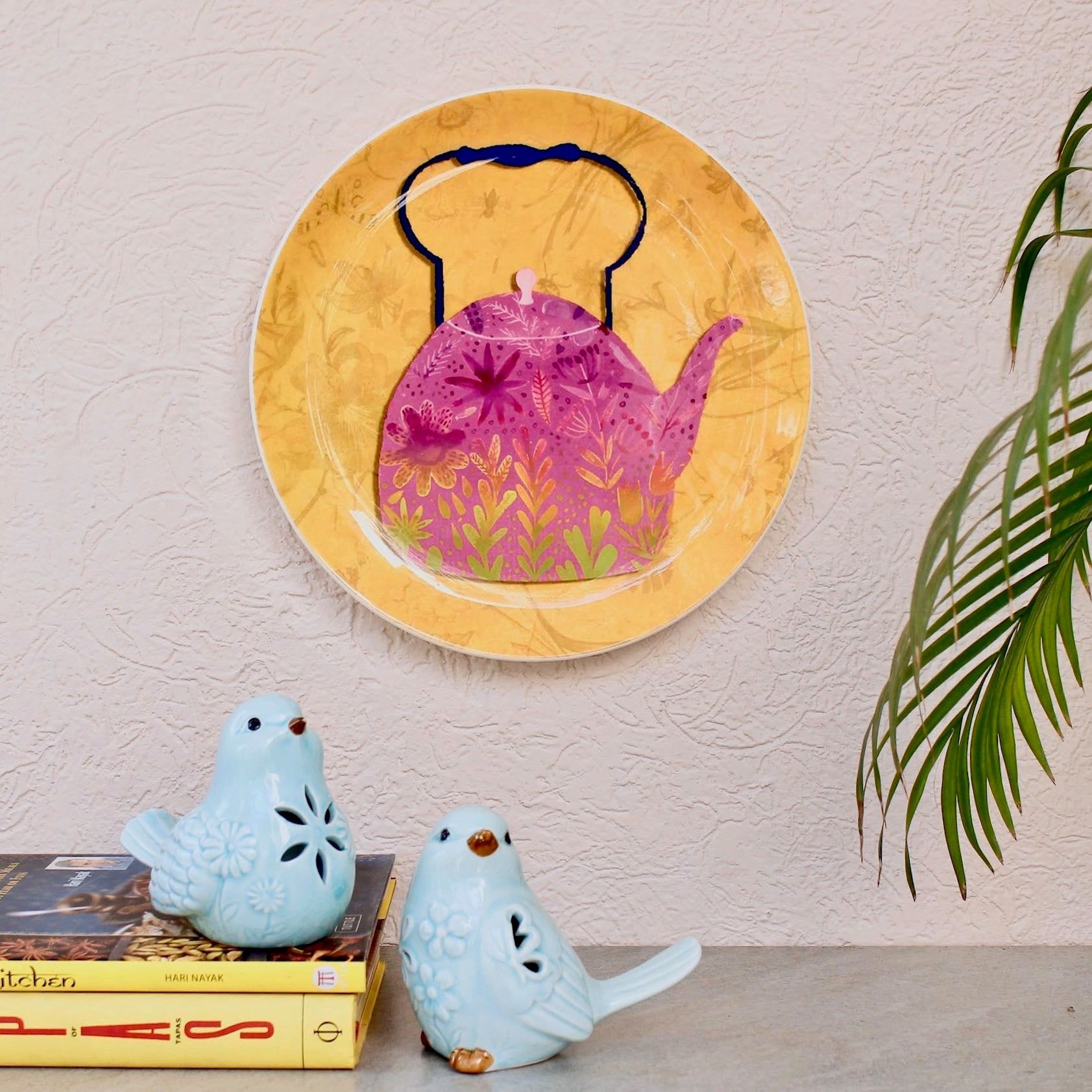 Pink Kettle Wall Plate-Small: 19 Cm