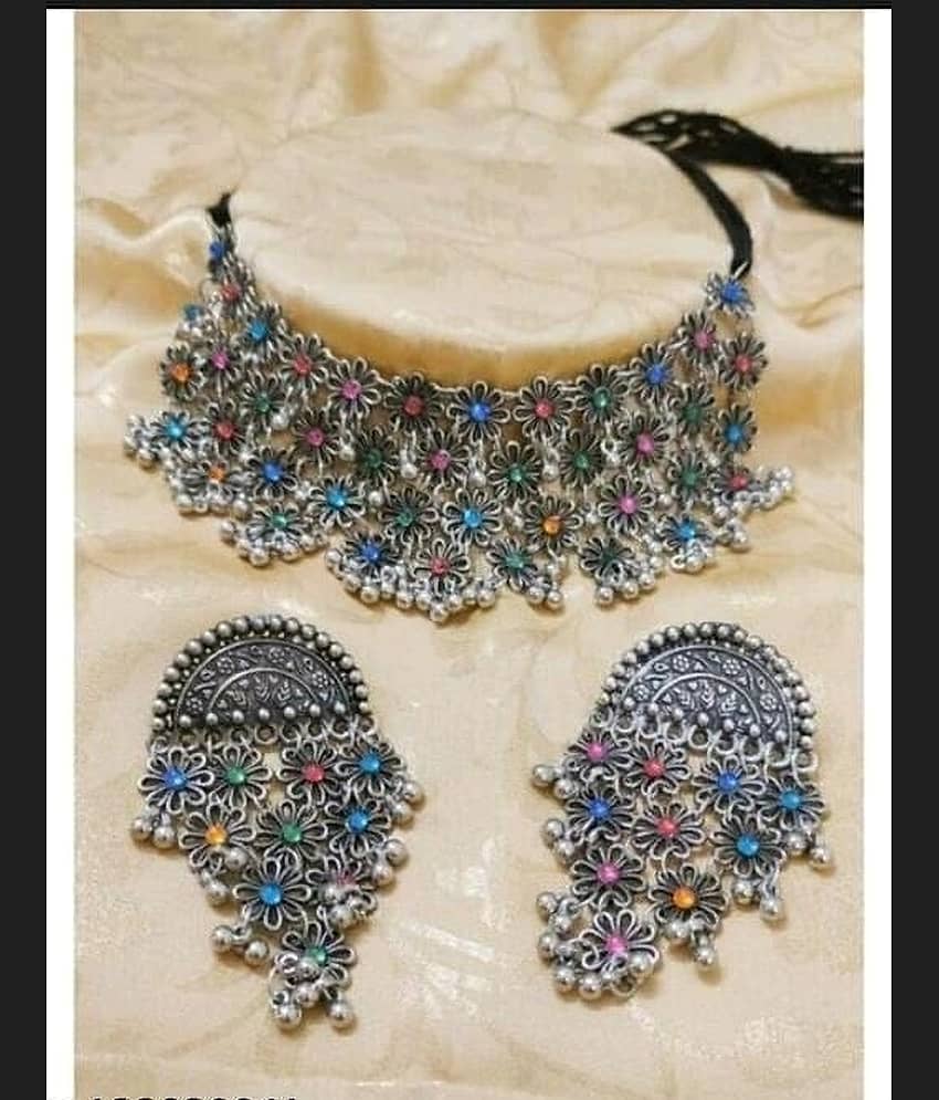 Samridhi DC Silver Alloy Necklace Set ( Pack of 1 )