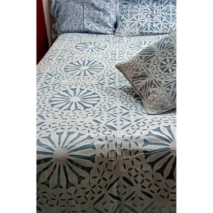 Handcrafted Gray Elegant Applique King Size Bed Cover