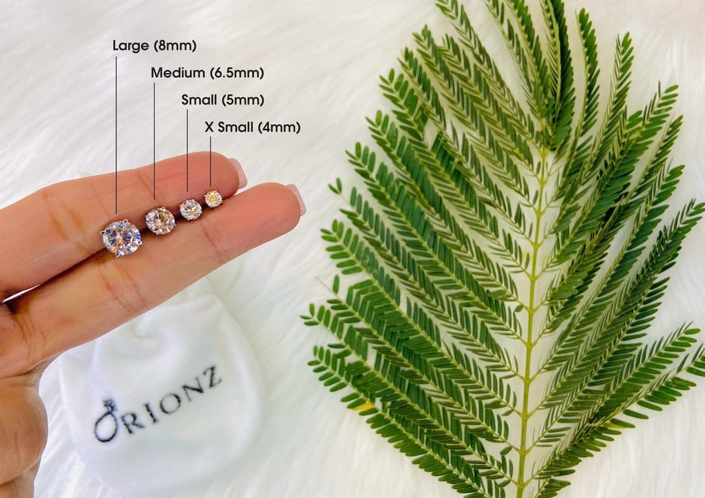 Round Solitaire CZ Ear Stud For Him (1 Pc Only)