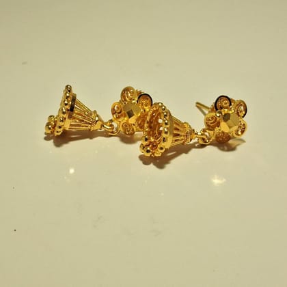 EARING GP