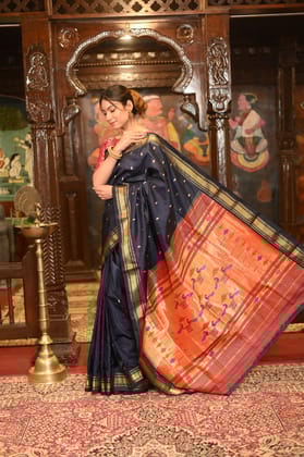 Handloom Pure Linen Saree With Geometric Checks~White Yellow