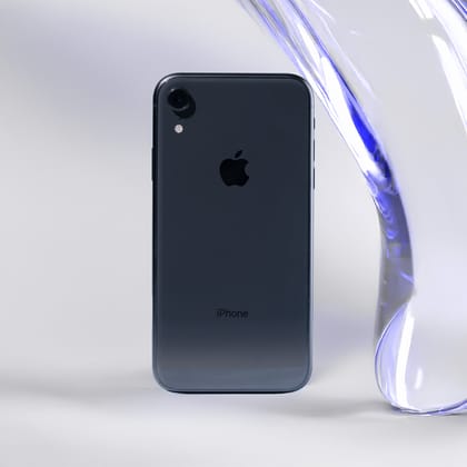 Apple iPhone XR-64 GB / BLACK