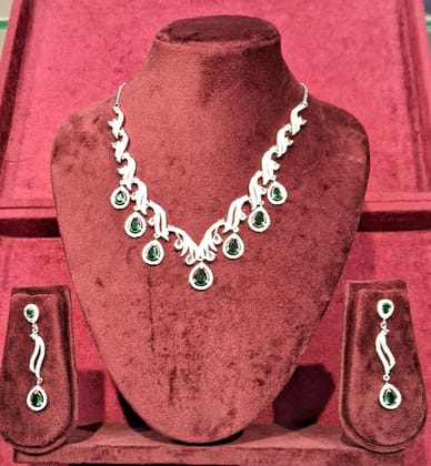NECKLACE AD NECKLACE AD